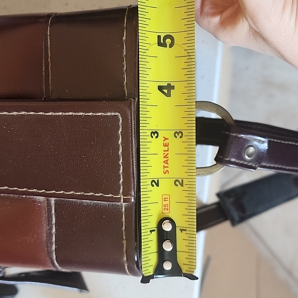 Vintage Diamond Genuine Brown Leather Camera Bag in Like New Condition - Picture 11 of 12